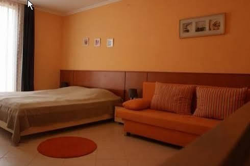 גיולה Vararok Apartman מראה חיצוני תמונה